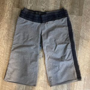 VGUC Vintage and VERY RARE Lululemon grey knee length shorts